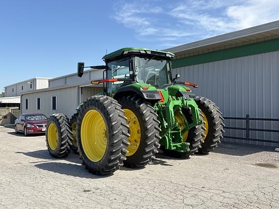 Image of John Deere 8R 370 equipment image 2