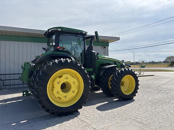 Image of John Deere 8R 370 equipment image 3