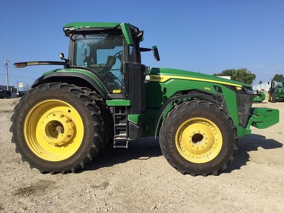 Image of John Deere 8R 370 equipment image 1