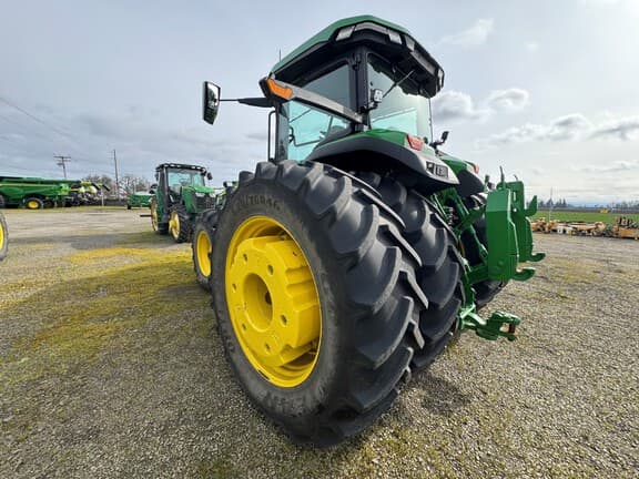 Image of John Deere 8R 370 equipment image 2