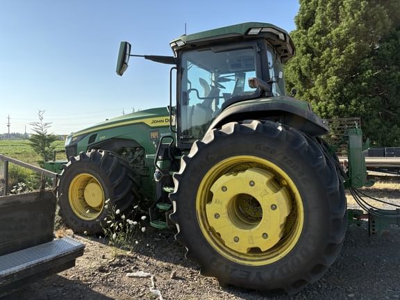 2023 John Deere 8R 370 Equipment Image0