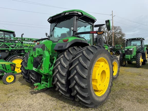 Image of John Deere 8R 370 equipment image 4