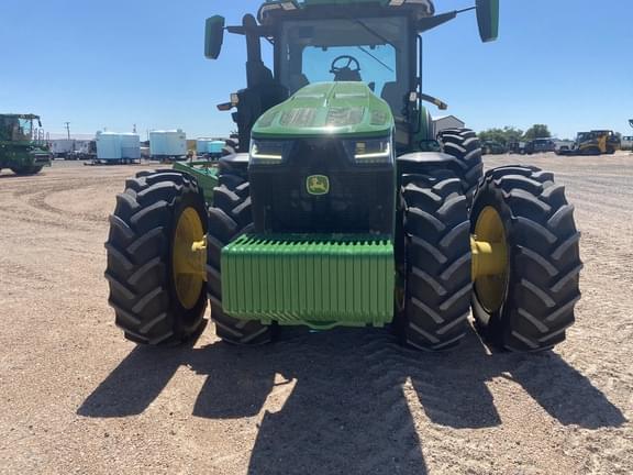 Image of John Deere 8R 370 equipment image 2