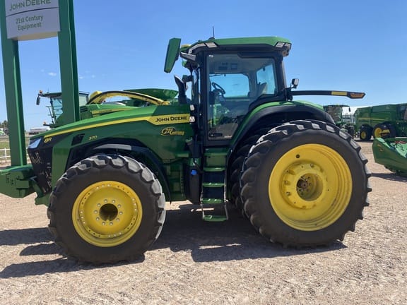 2023 John Deere 8R 370 Equipment Image0