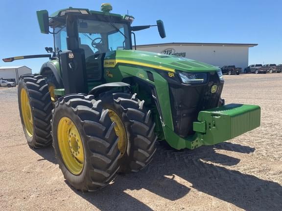 Image of John Deere 8R 370 equipment image 3