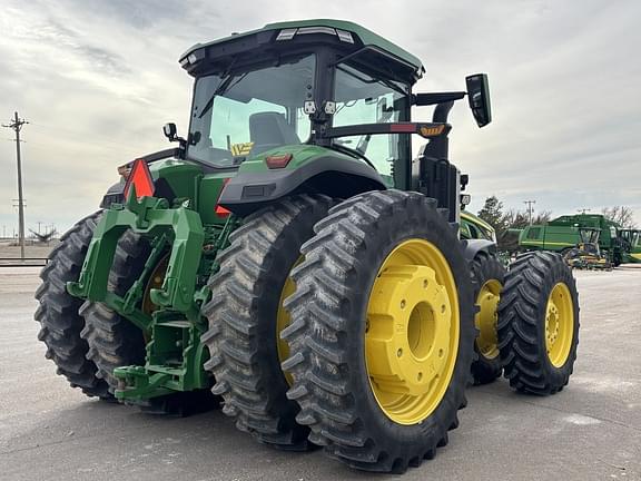 Image of John Deere 8R 370 equipment image 4