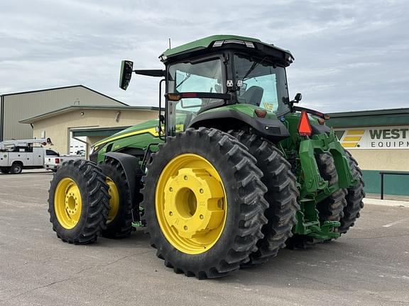 Image of John Deere 8R 370 equipment image 2