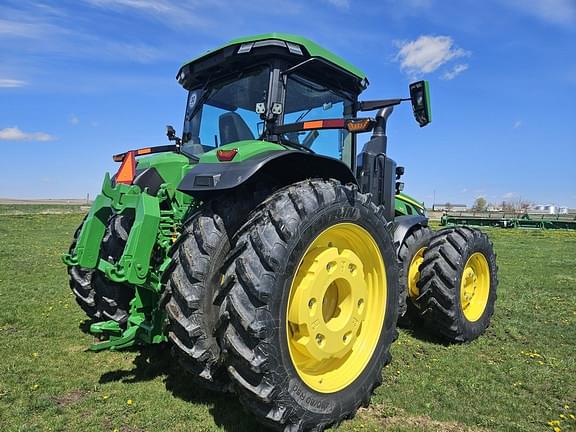 Image of John Deere 8R 370 equipment image 4