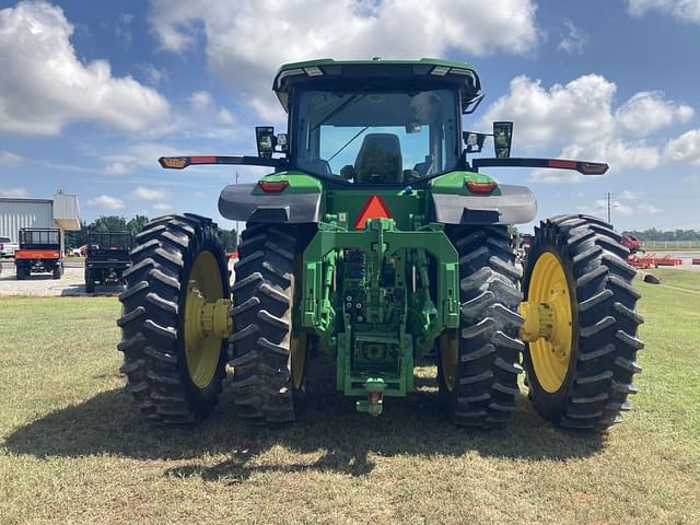 Image of John Deere 8R 370 equipment image 3