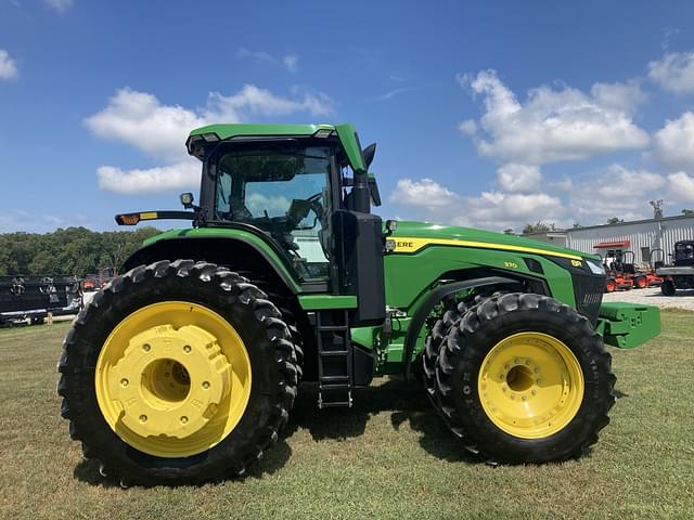 Image of John Deere 8R 370 equipment image 1