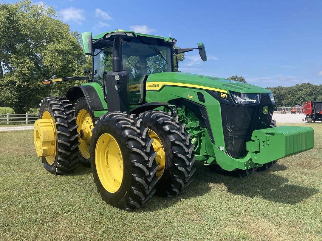 Image of John Deere 8R 370 Primary image