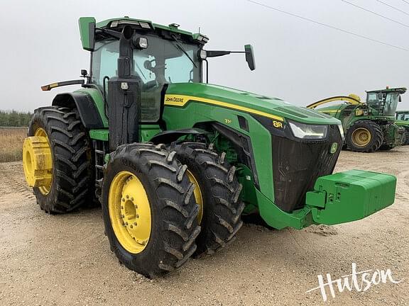 Image of John Deere 8R 370 Primary image