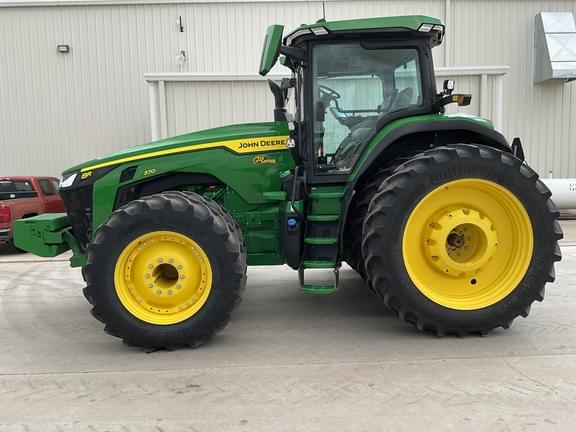 Image of John Deere 8R 370 equipment image 1