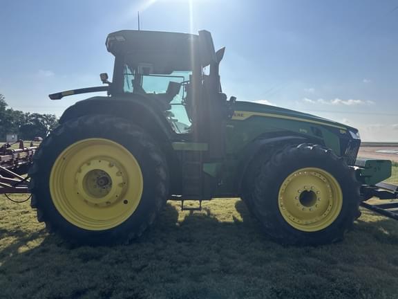 Image of John Deere 8R 370 equipment image 1