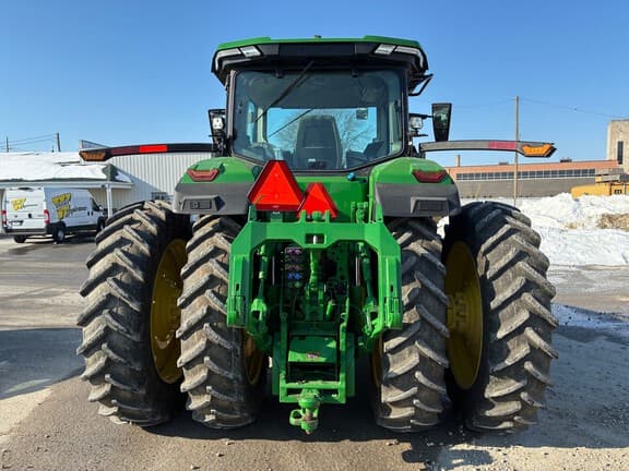 Image of John Deere 8R 370 equipment image 2