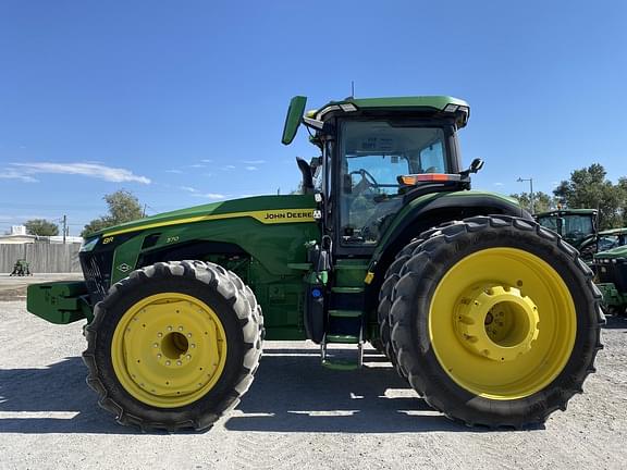 Image of John Deere 8R 370 equipment image 1