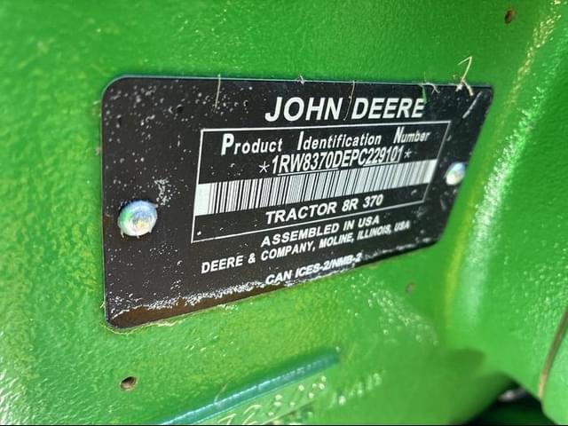 Image of John Deere 8R 370 equipment image 1