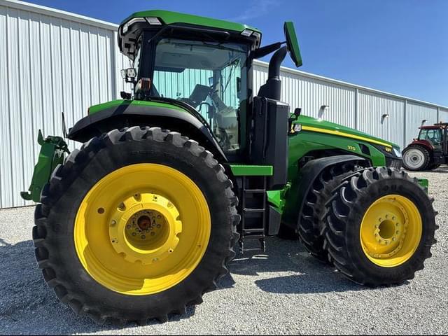Image of John Deere 8R 370 equipment image 4