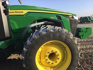 Main image John Deere 8R 370 1