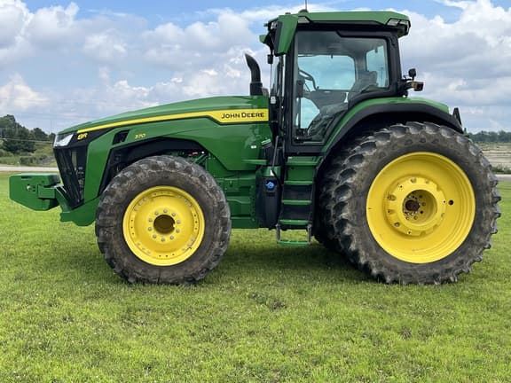 Image of John Deere 8R 370 equipment image 1
