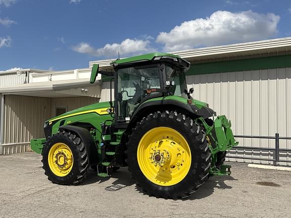 Image of John Deere 8R 370 equipment image 2