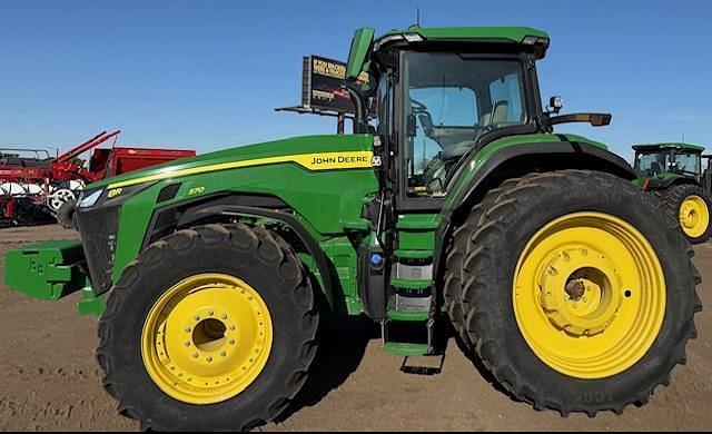 Image of John Deere 8R 370 equipment image 2