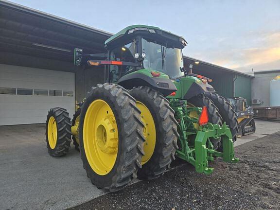 Image of John Deere 8R 370 equipment image 2