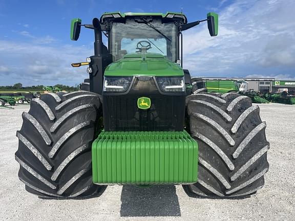 Image of John Deere 8R 370 equipment image 1