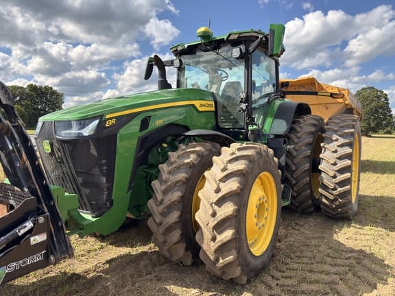Image of John Deere 8R 370 equipment image 2