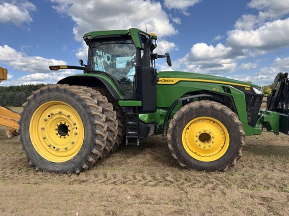 Image of John Deere 8R 370 equipment image 3