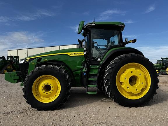 Image of John Deere 8R 370 equipment image 1