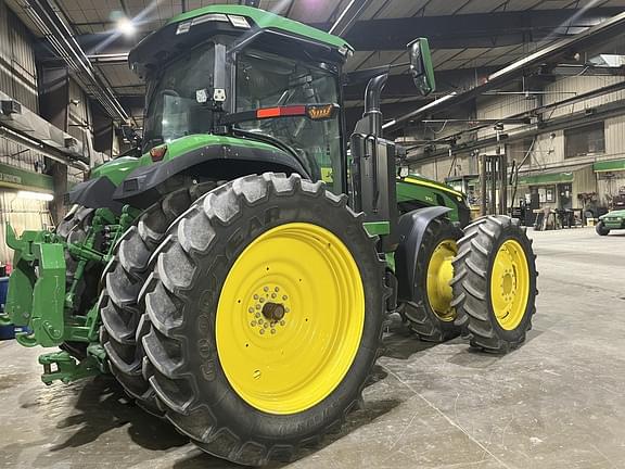 Image of John Deere 8R 370 equipment image 3