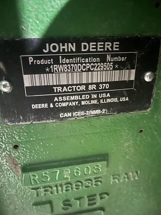 Image of John Deere 8R 370 equipment image 1