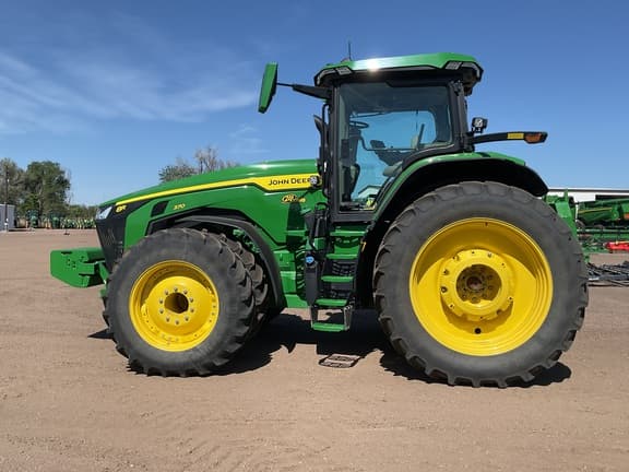 Image of John Deere 8R 370 equipment image 3