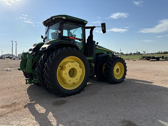 Image of John Deere 8R 370 equipment image 4