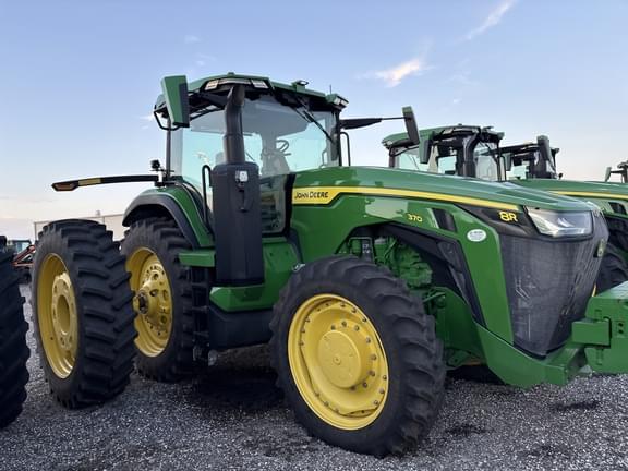 Image of John Deere 8R 370 Primary image
