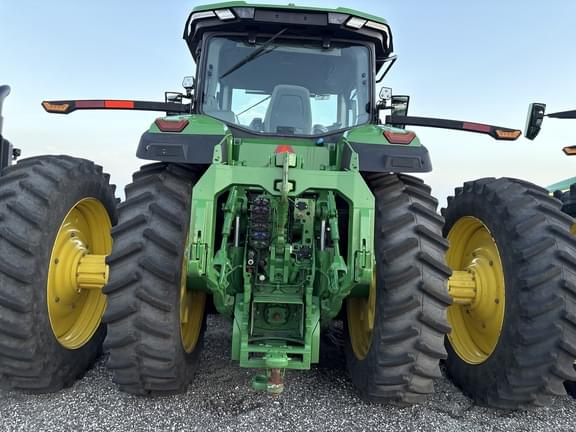 Image of John Deere 8R 370 equipment image 1