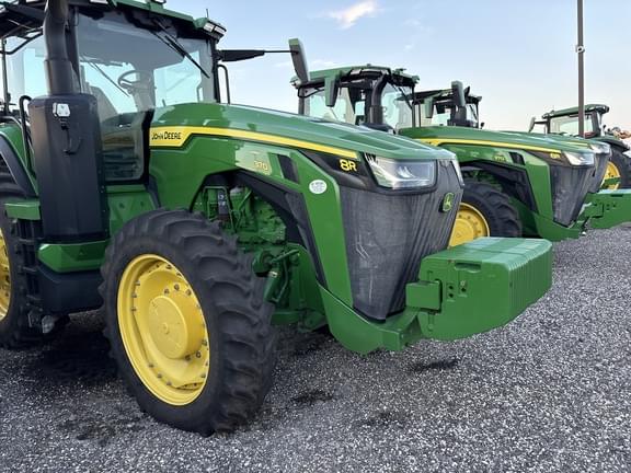 Image of John Deere 8R 370 equipment image 2