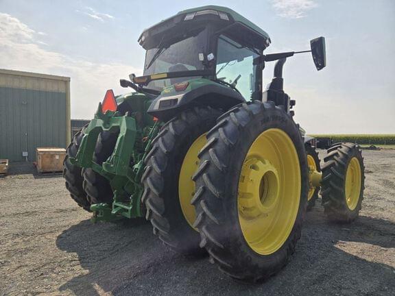 Image of John Deere 8R 370 equipment image 4