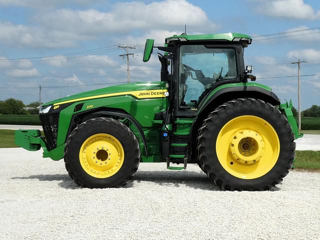 Image of John Deere 8R 370 equipment image 1