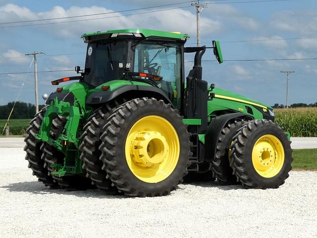 Image of John Deere 8R 370 equipment image 1