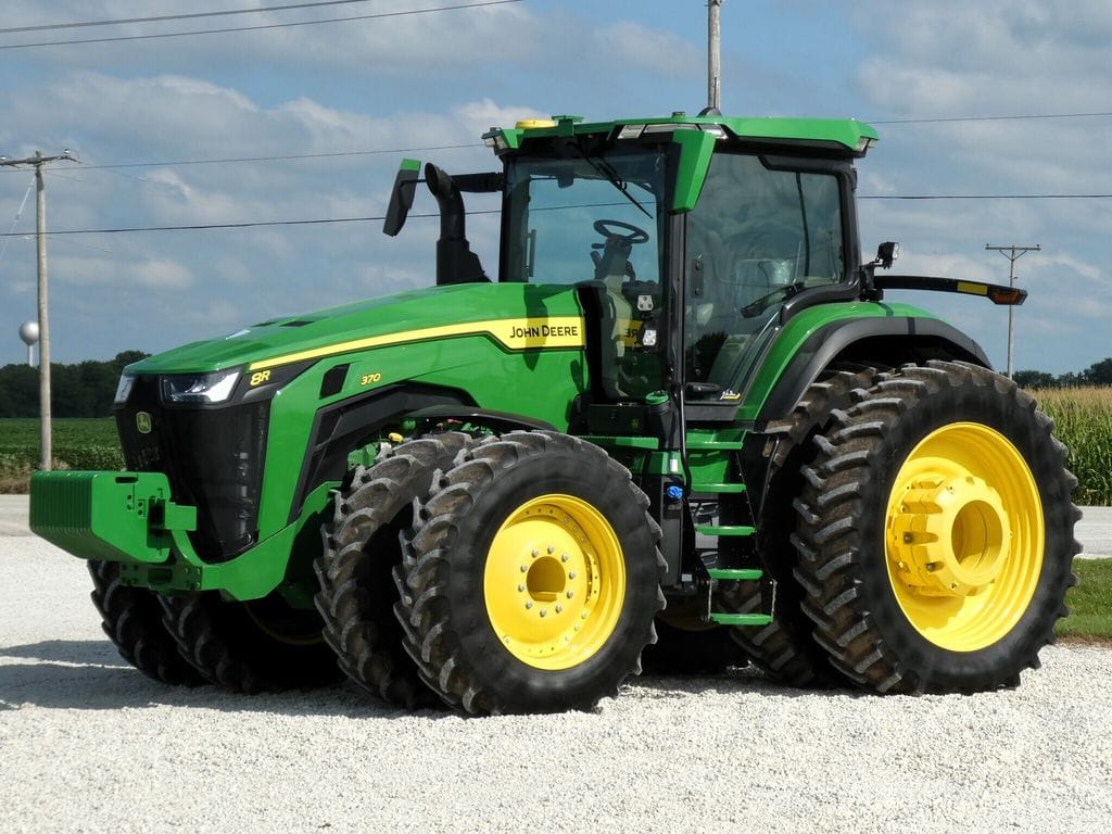 Main image John Deere 8R 370