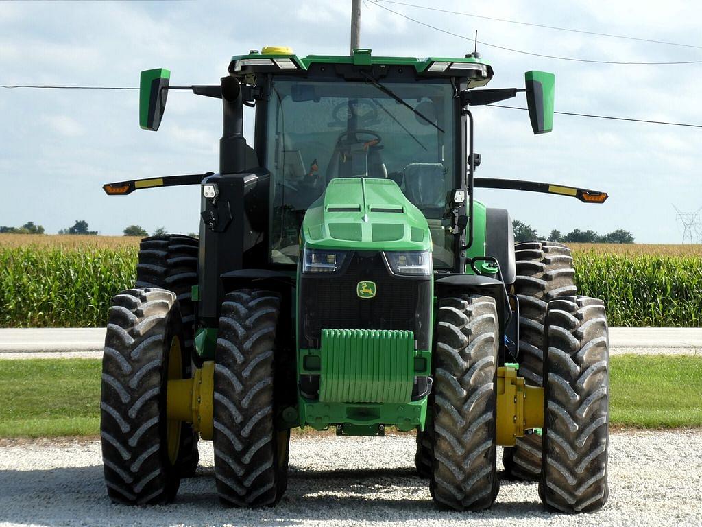 Image of John Deere 8R 370 Image 1