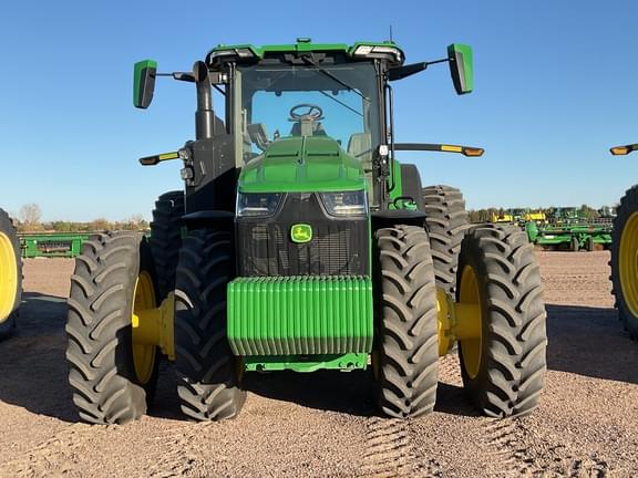 Image of John Deere 8R 370 equipment image 1
