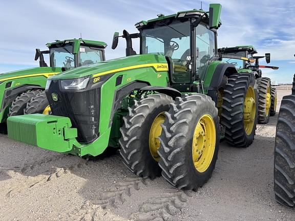 Image of John Deere 8R 370 equipment image 3