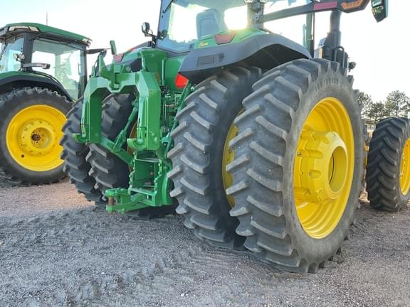 Image of John Deere 8R 370 equipment image 3