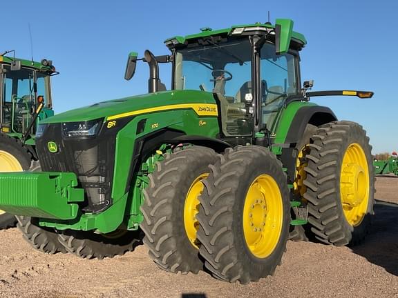Image of John Deere 8R 370 equipment image 2