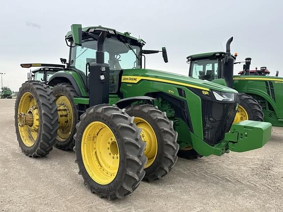 Image of John Deere 8R 370 Image 1