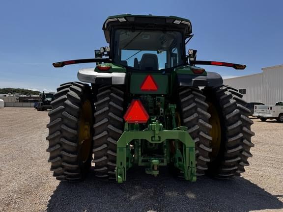 Image of John Deere 8R 370 equipment image 3
