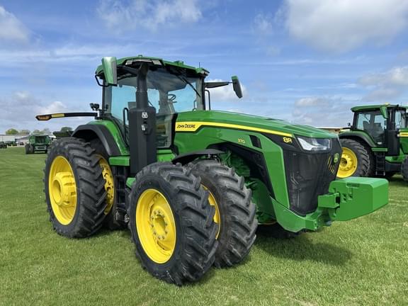 Image of John Deere 8R 370 equipment image 2